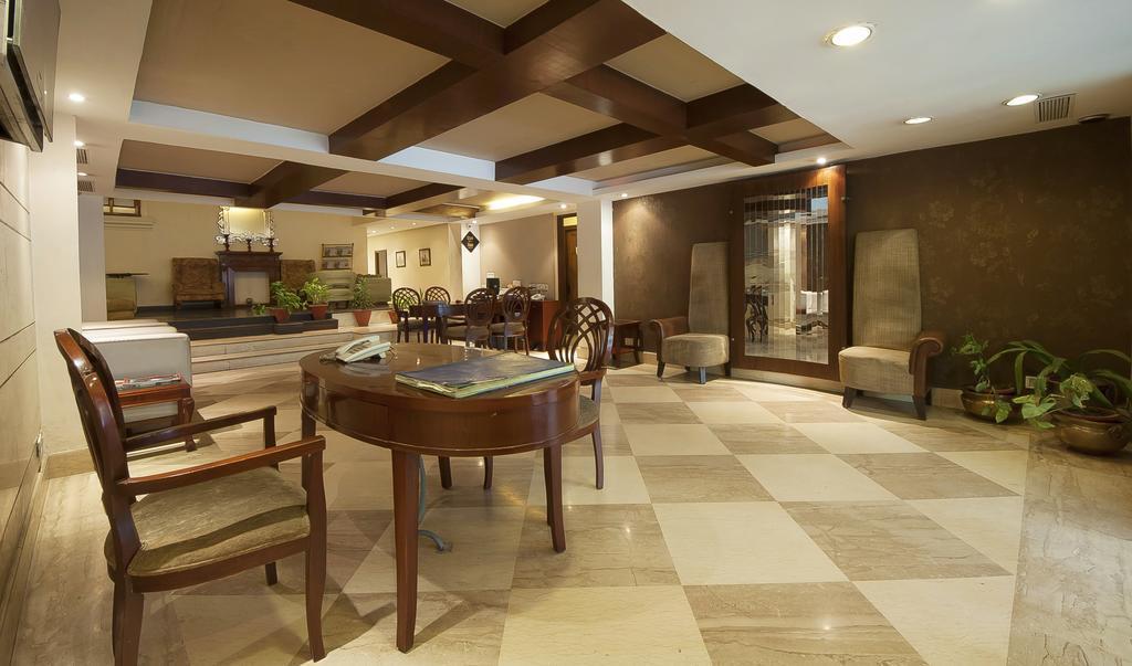 Jukaso Inn Pragati Maidan ニューデリー エクステリア 写真