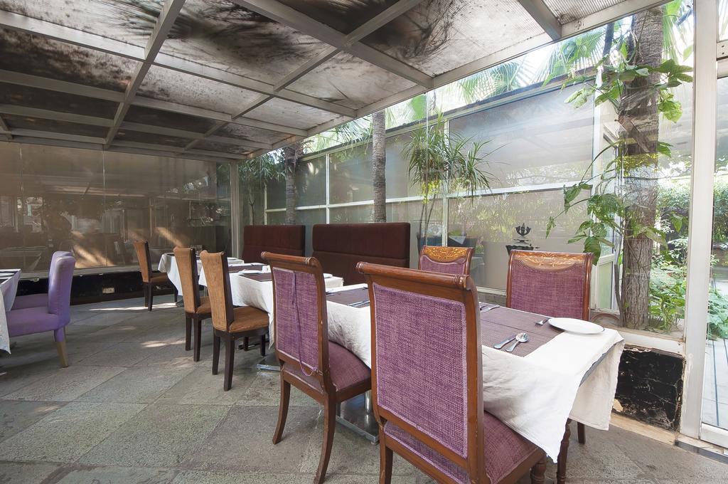 Jukaso Inn Pragati Maidan ニューデリー エクステリア 写真