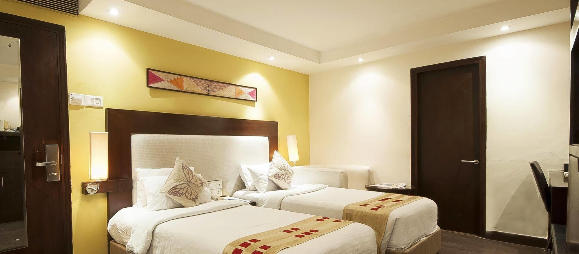 Jukaso Inn Pragati Maidan ニューデリー エクステリア 写真