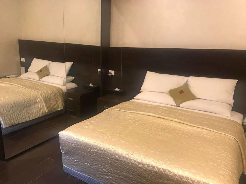 Jukaso Inn Pragati Maidan ニューデリー エクステリア 写真